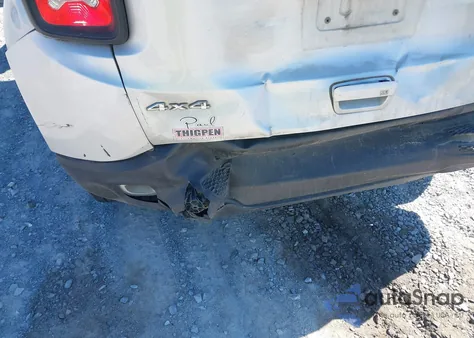 2019 Jeep Renegade Latitude 4X4 from USA, damaged, VIN ZACNJBBB1KPJ82329